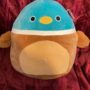 Daska the Duck Squishmallow